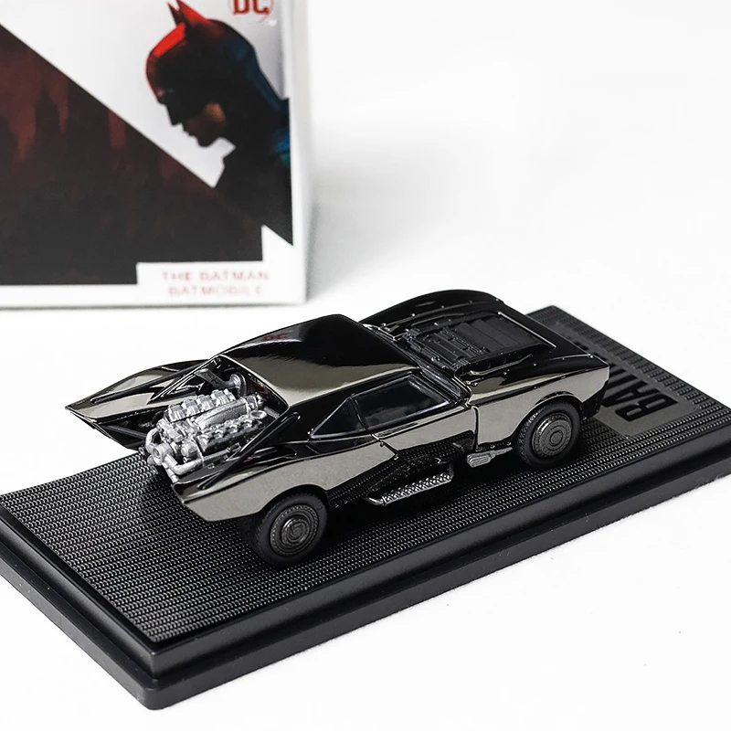 1:64 Scale Diecast Batmobile Model in Silver 4 1:64 Scale Diecast Batmobile Model in Silver - Image 4