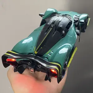 1:24 Scale Aston Martin Valkyrie AMR PRO Model 18 S9583a037121545168ad18ac7b711394du