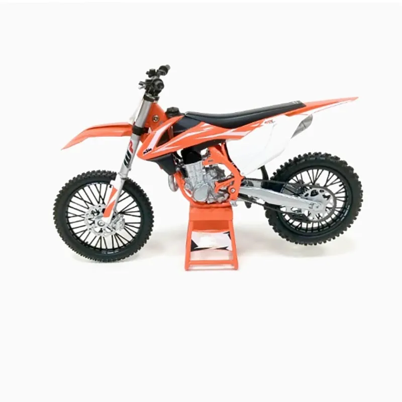 2018 FC450 SX-F 1:12 Scale Model Motorcycle 2 2018 FC450 SX-F 1:12 Scale Model Motorcycle - Image 2