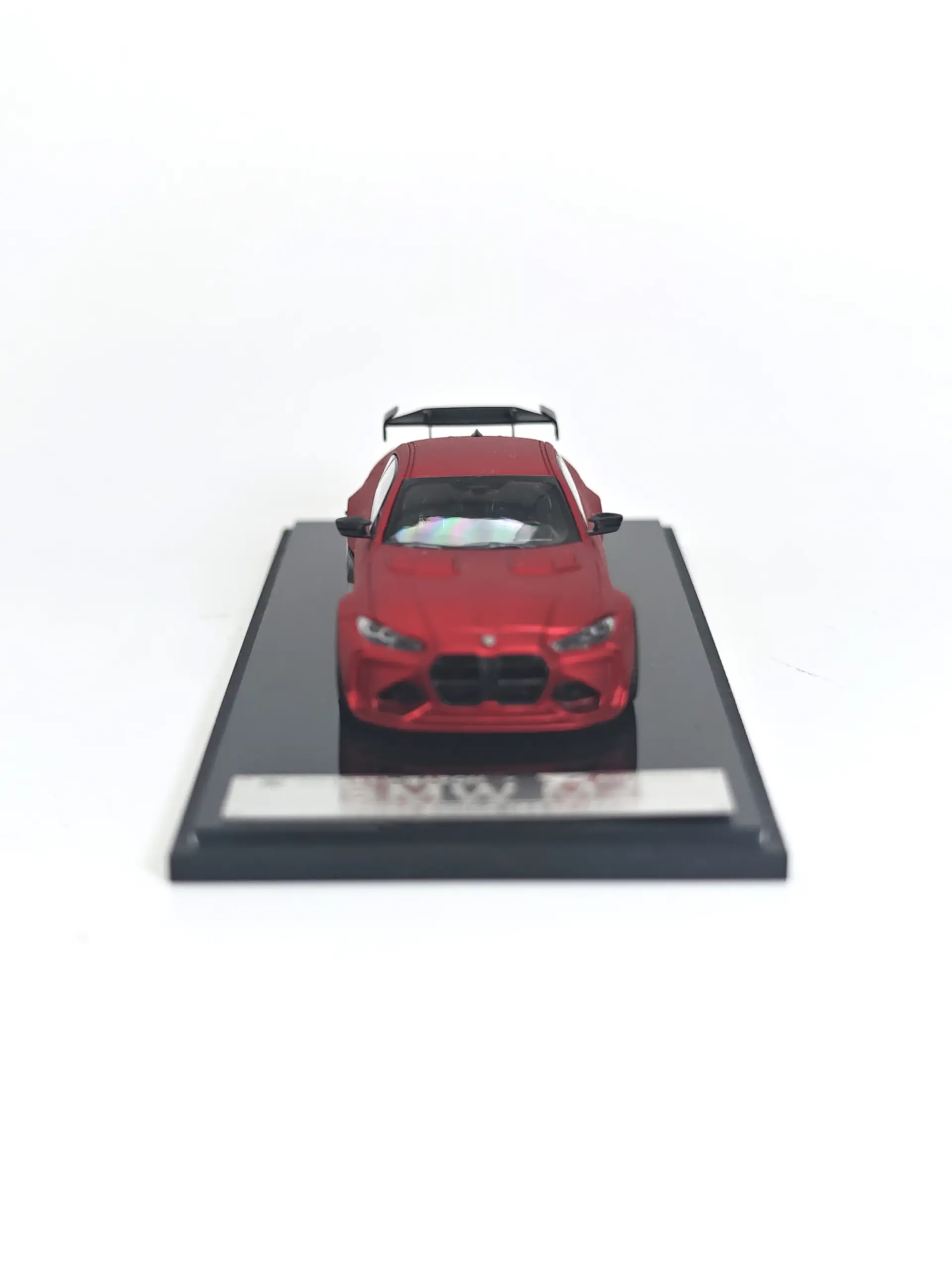 G82 M4 Diecast Model Car 1:64 Scale Red 3 G82 M4 Diecast Model Car 1:64 Scale Red - Image 3