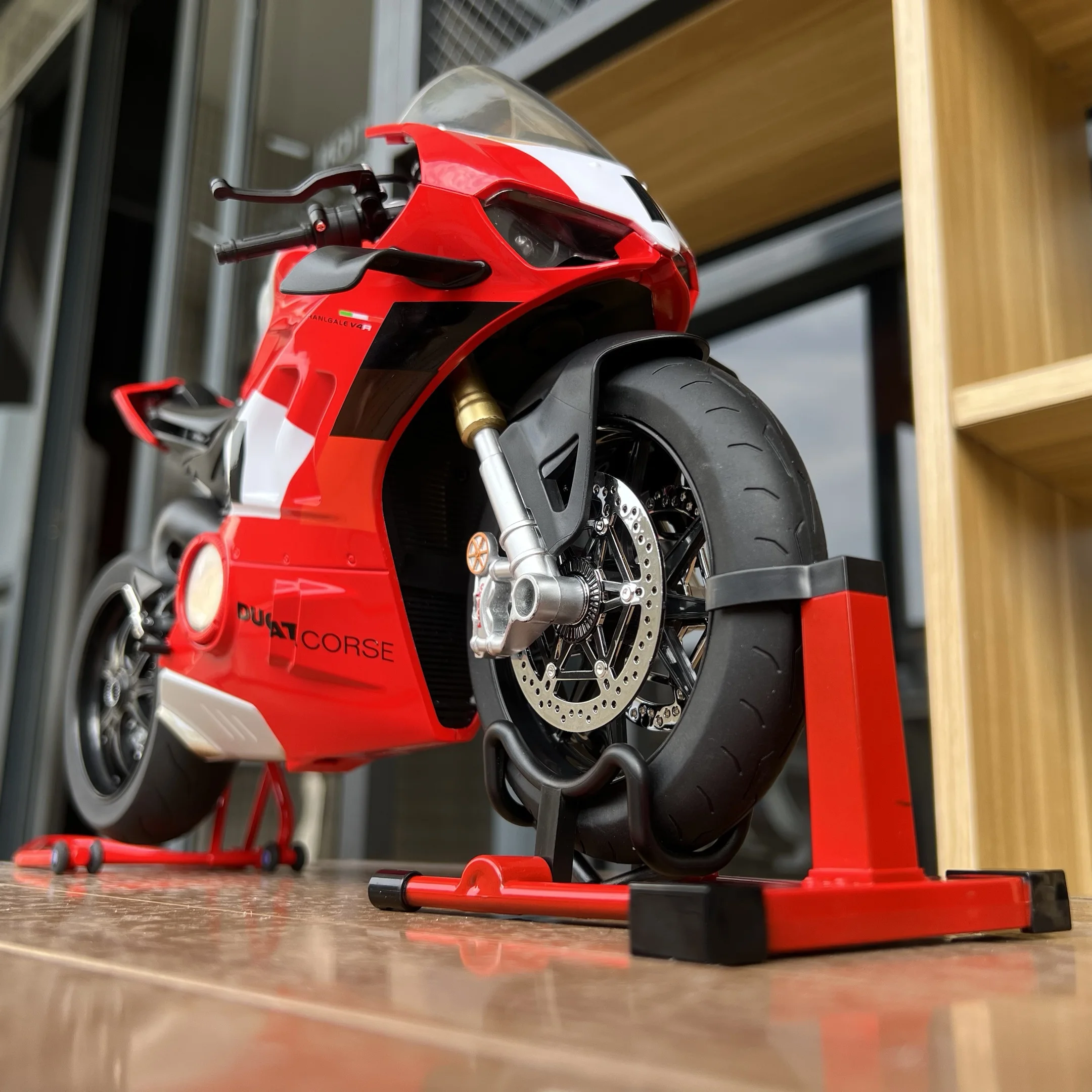 Ducati V4S Racing Motorcycle 1:6 Scale Model 5 Ducati V4S Racing Motorcycle 1:6 Scale Model - Image 5