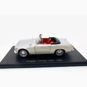 1965 Datsun Fairlady 1600 Diecast Model 1/24 7 S9db3b75931774d79a9e2e70d4f3536c4e