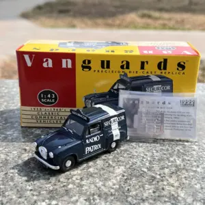 Ford Thames Trader Van Diecast Model 1:64 Scale 40 S9e745a4c34c74c85bf742ecf16d8592bs