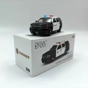 Chevrolet Express 1:64 Scale Diecast Ambulance 17 S9fa368523ae94c6f844d10f39db11e5cy