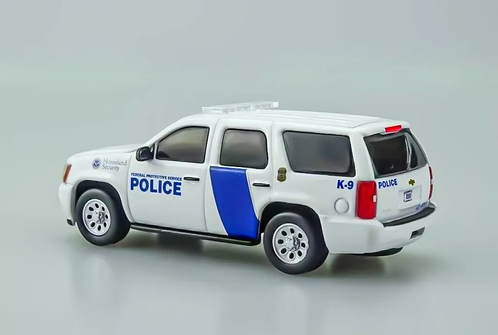 Tahoe Police SUV Diecast Model 1:64 Scale 4 Tahoe Police SUV Diecast Model 1:64 Scale - Image 4