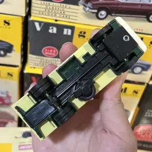 Ford Thames Trader Van Diecast Model 1:64 Scale 33 Sa3aec9c2b4674ee8b1795817b2ea3f8b3