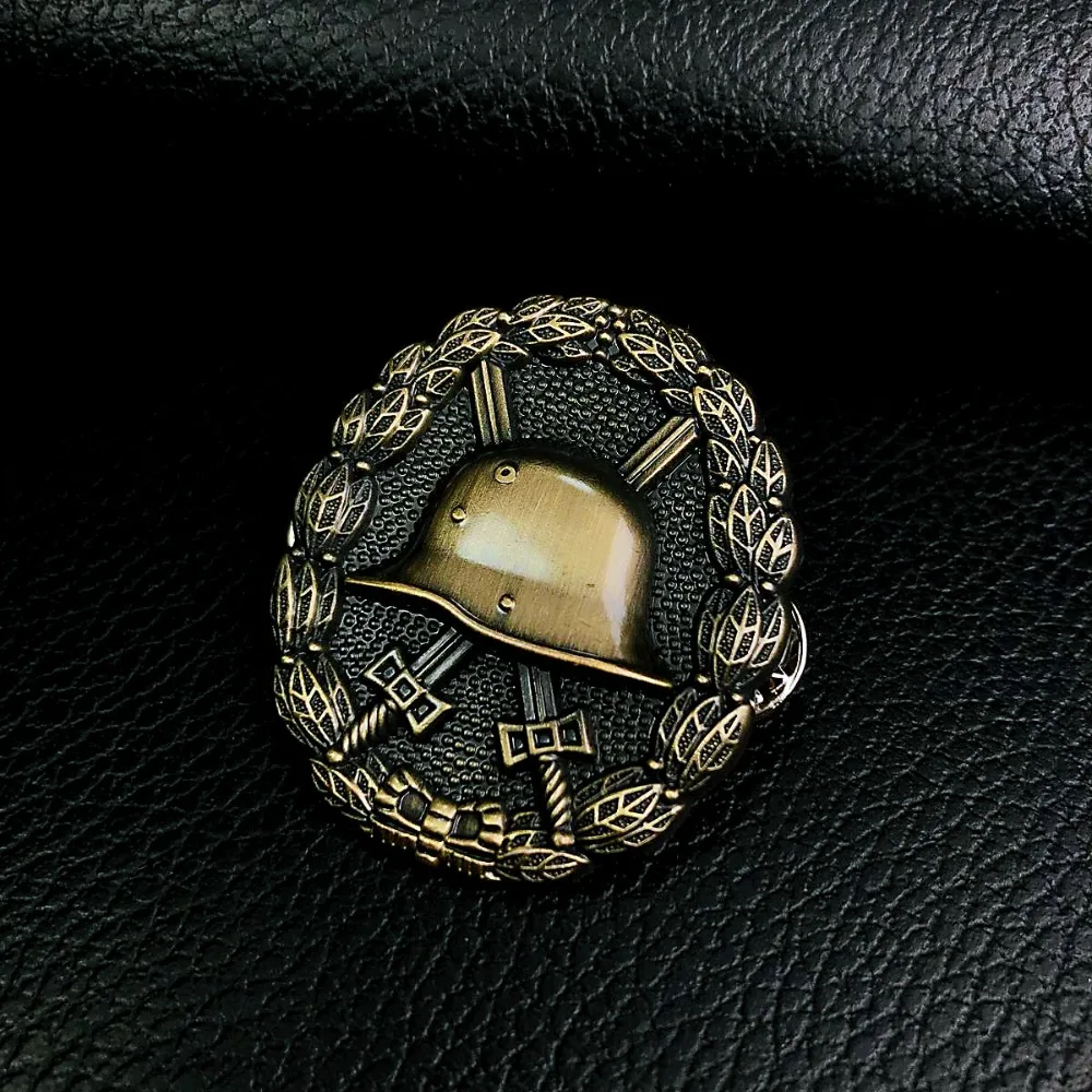 German Metal Badge Medal with Helmet Design 7 German Metal Badge Medal with Helmet Design - Image 7