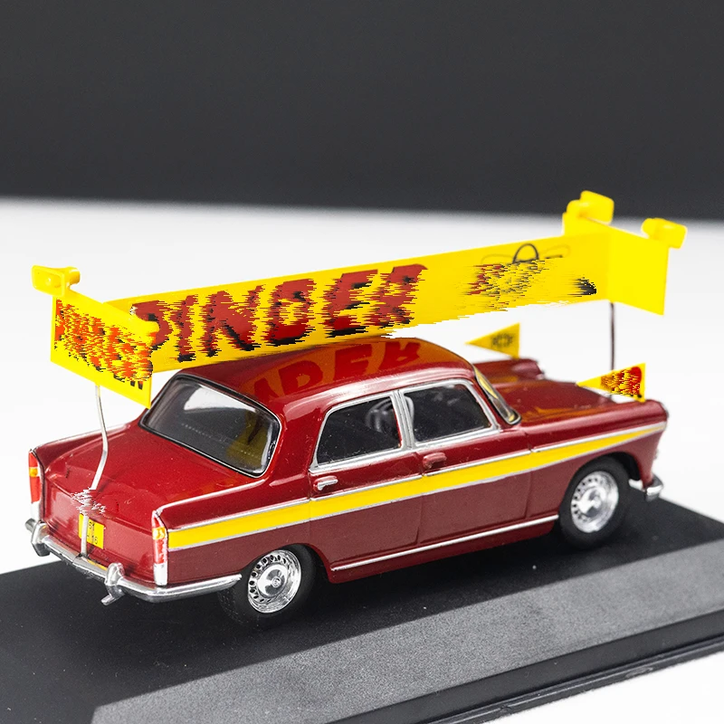 1:64 Scale Diecast Red Rescue Vehicle Model 4 1:64 Scale Diecast Red Rescue Vehicle Model - Image 4