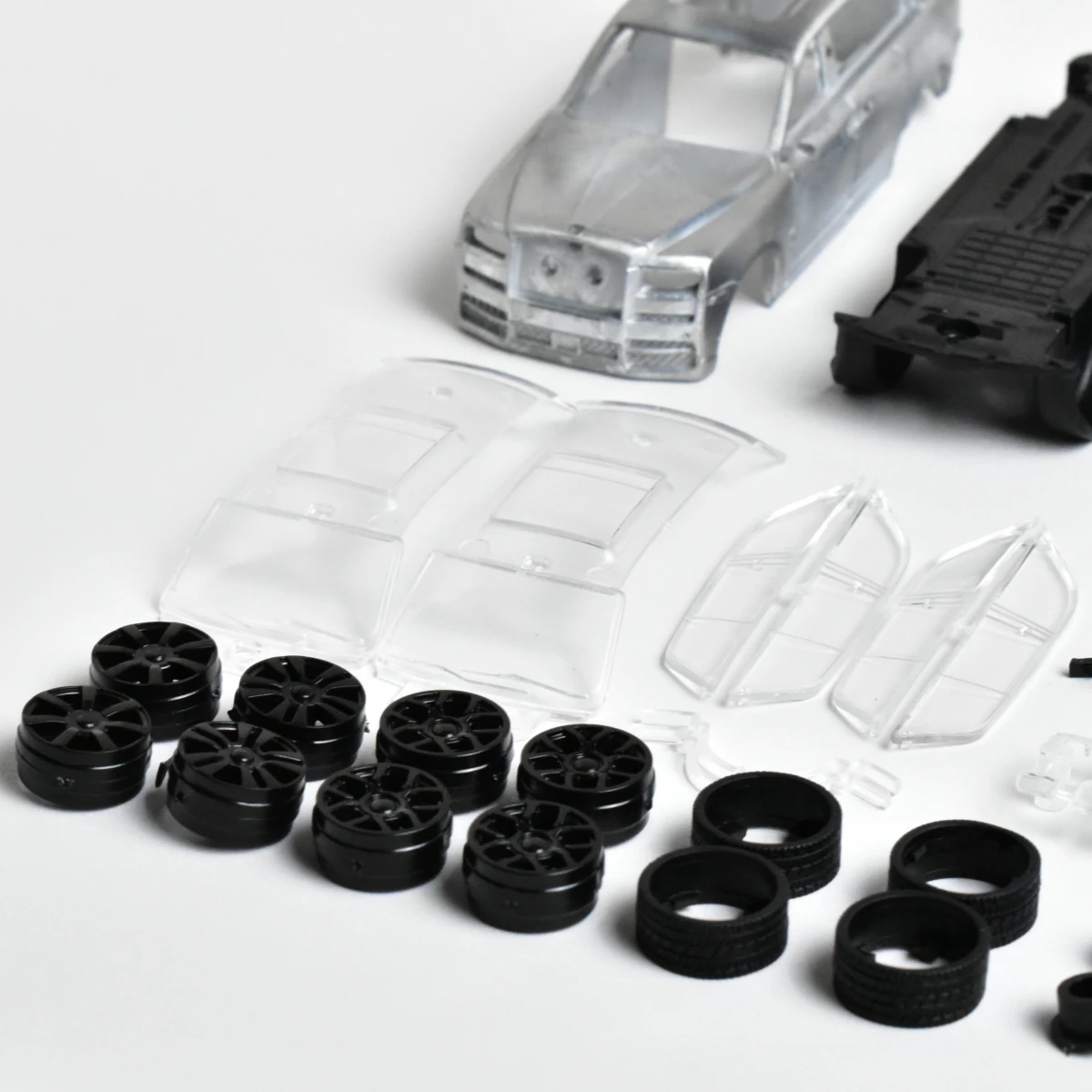 1:64 Scale Cullinan Diecast Model Car 5 1:64 Scale Cullinan Diecast Model Car - Image 5