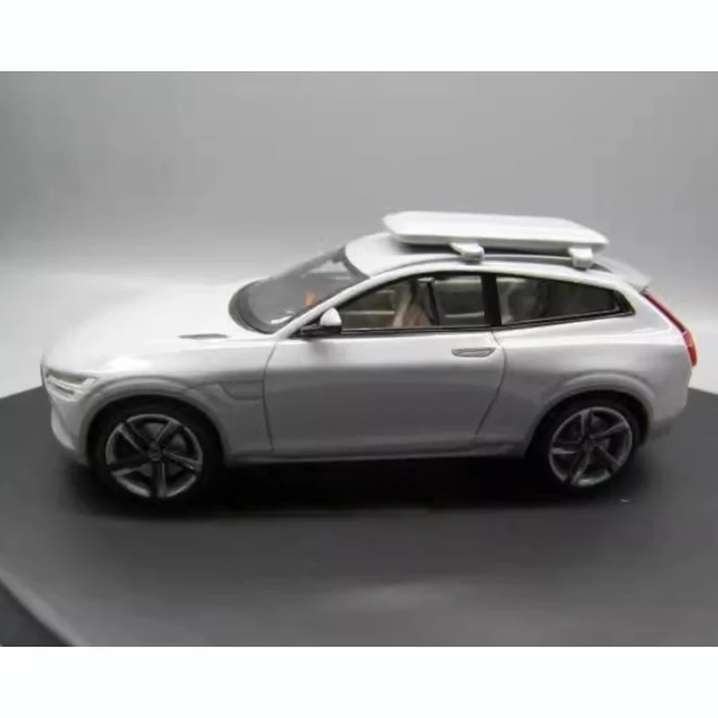 VOLVO V90cc Concept XC Coupe 2014 Model 1/43 2 VOLVO V90cc Concept XC Coupe 2014 Model 1/43 - Image 2