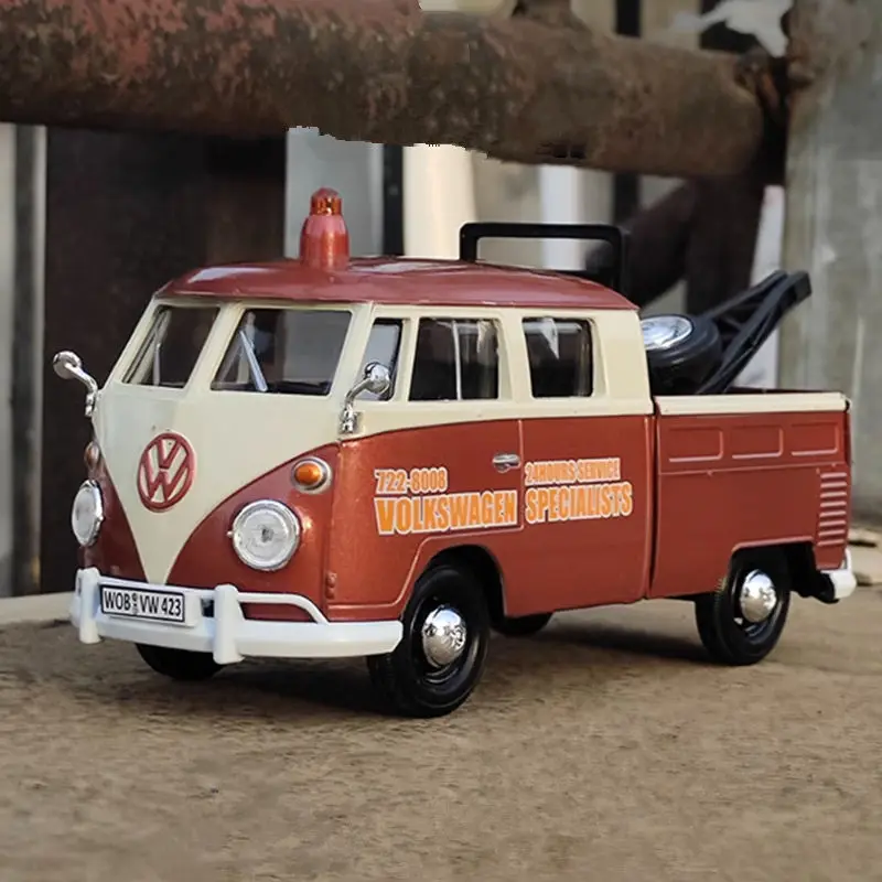 Volkswagen T1 Samba Van 1:24 Diecast Model 14 Volkswagen T1 Samba Van 1:24 Diecast Model - Image 14