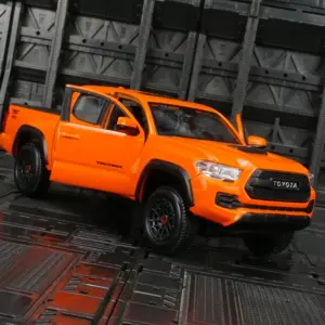 Maisto 1:27 Toyota Tacoma TRD PRO Diecast Model 15 Sae1bde83c4a54699848e998f0500edf4W