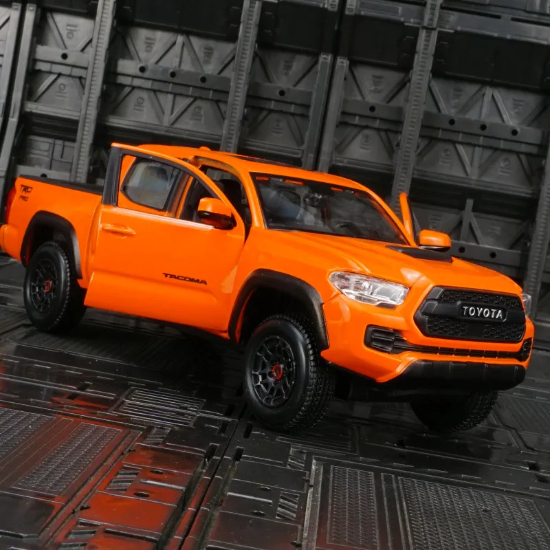 Maisto 1:27 Toyota Tacoma TRD PRO Diecast Model 6 Maisto 1:27 Toyota Tacoma TRD PRO Diecast Model - Image 6