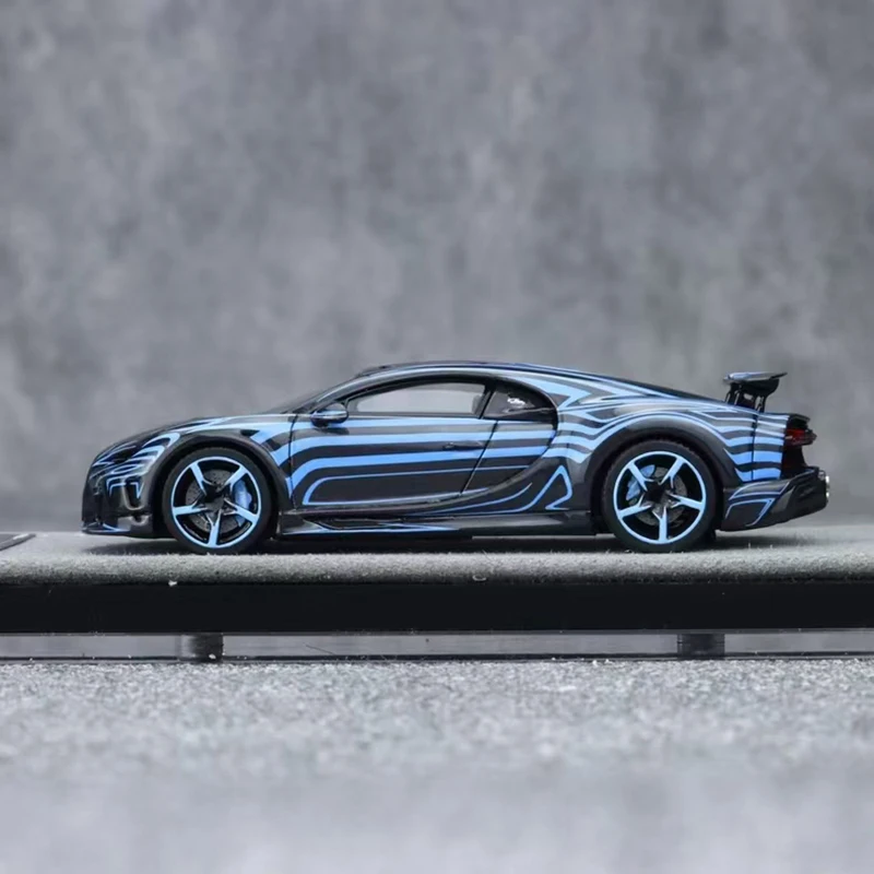 Chiron Super Sport 1:64 Scale Model Car 6 Chiron Super Sport 1:64 Scale Model Car - Image 6
