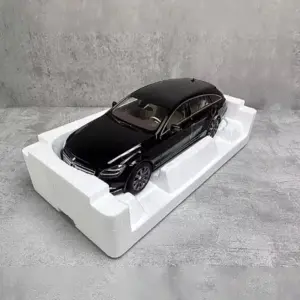 NOREV 1:18 Scale CLS Hunting Car Model 13 Sb16115e5e9094a28b2a2bc0dd28a329dE