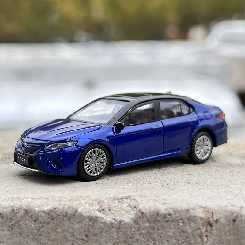 1:64 Scale 8th CAMRY Alloy Model Car Set 13 1:64 Scale 8th CAMRY Alloy Model Car Set - Image 13
