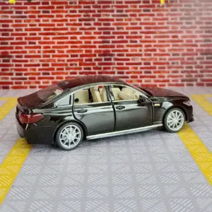 1:32 Scale Alloy Diecast Car Model 11 Sb36c212fba2642cd9b03ccdba27c7cc9e