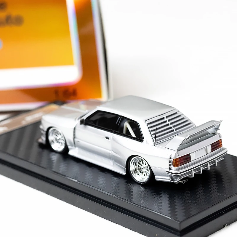 1:64 Scale Modified Wide-Body Car Model Set 5 1:64 Scale Modified Wide-Body Car Model Set - Image 5