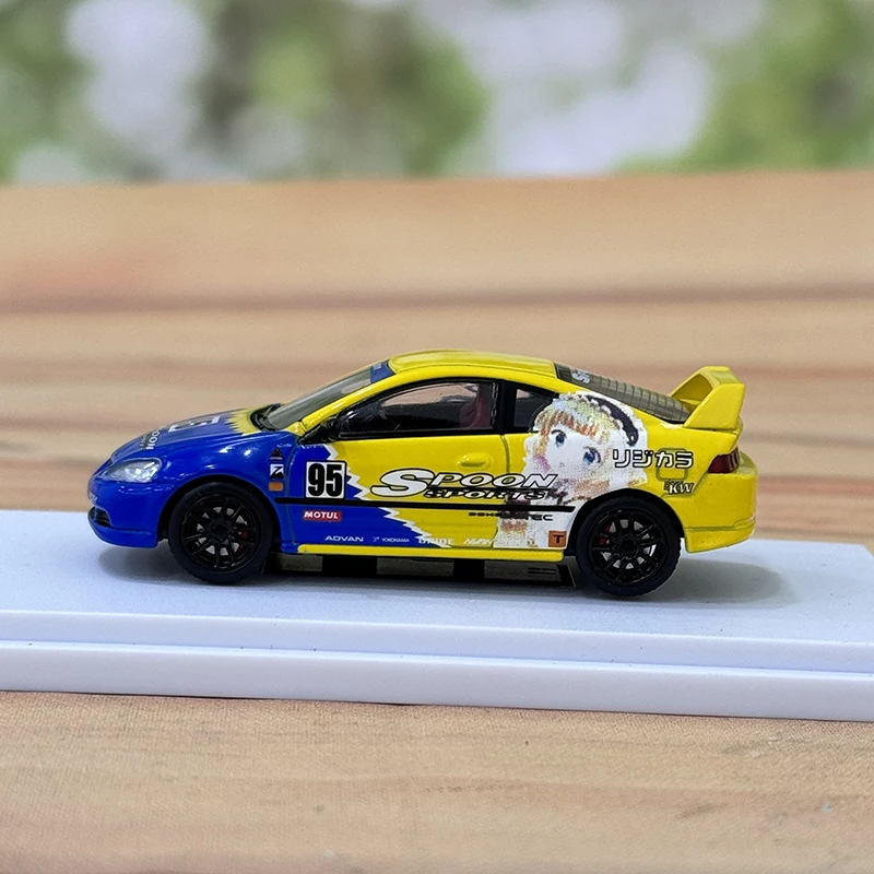 XF Model 1 64 Civic DC5 Spoon Diecast Car 4 XF Model 1 64 Civic DC5 Spoon Diecast Car - Image 4