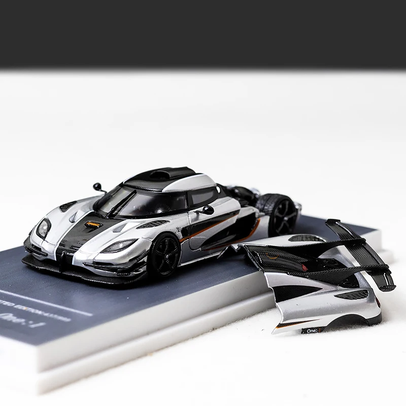 MJ 1/64 ONE:1 Diecast Supercar Model Set 6 MJ 1/64 ONE:1 Diecast Supercar Model Set - Image 6