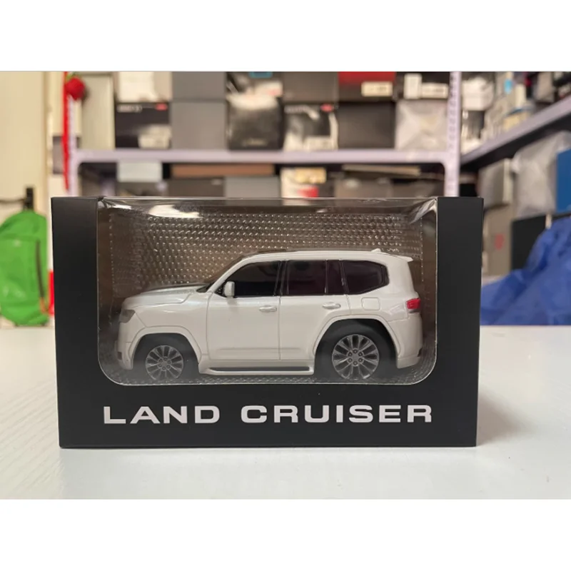 Land Cruiser LC300 1/43 Scale Model 5 Land Cruiser LC300 1/43 Scale Model - Image 5