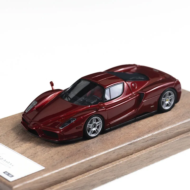 DMH 1:64 ENZO Resin Model Car Collection 12 DMH 1:64 ENZO Resin Model Car Collection - Image 12