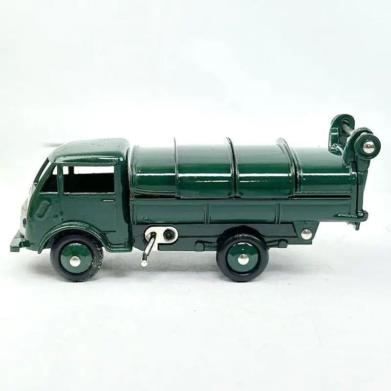 1:43 Scale Green Diecast Waste Transport Truck 4 1:43 Scale Green Diecast Waste Transport Truck - Image 4