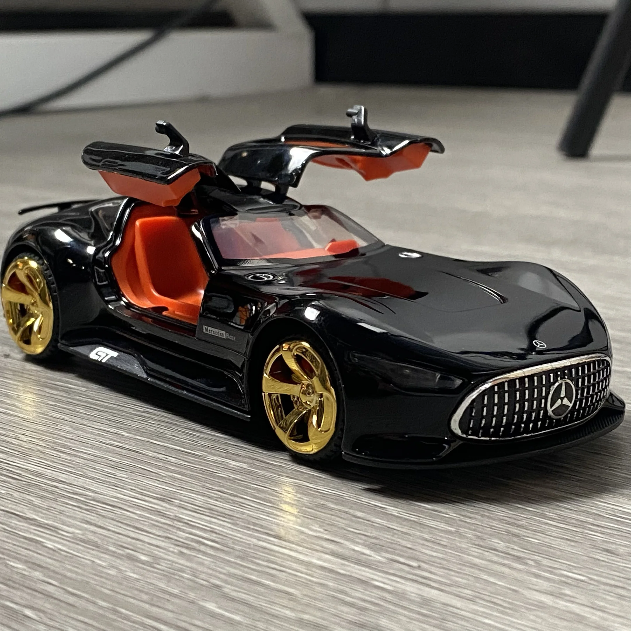 Benz AMG VISION GT 1:32 Diecast Model Car 3 Benz AMG VISION GT 1:32 Diecast Model Car - Image 3