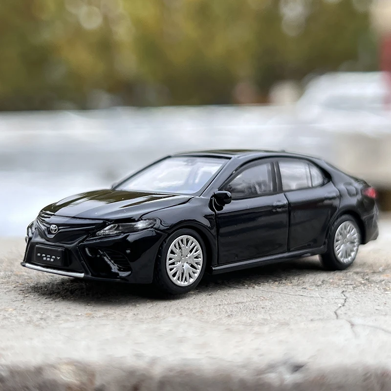 1:64 Scale 8th CAMRY Alloy Model Car Set 12 1:64 Scale 8th CAMRY Alloy Model Car Set - Image 12