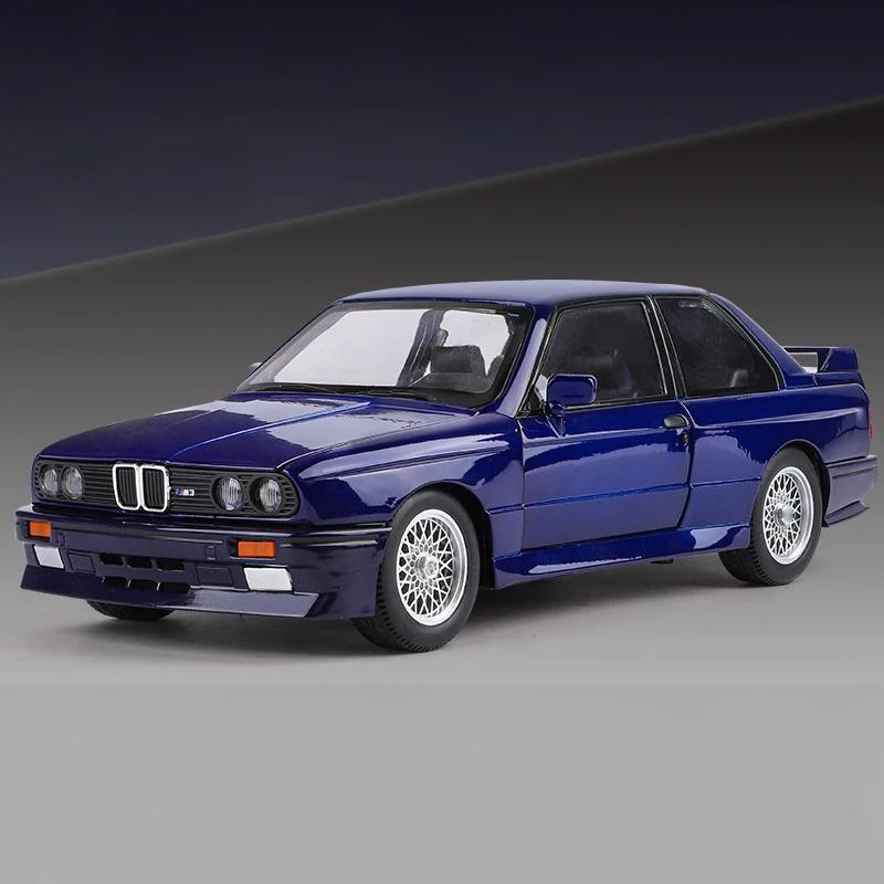 BMW M3 E30 1:24 Scale Diecast Model Car 16 BMW M3 E30 1:24 Scale Diecast Model Car - Image 16