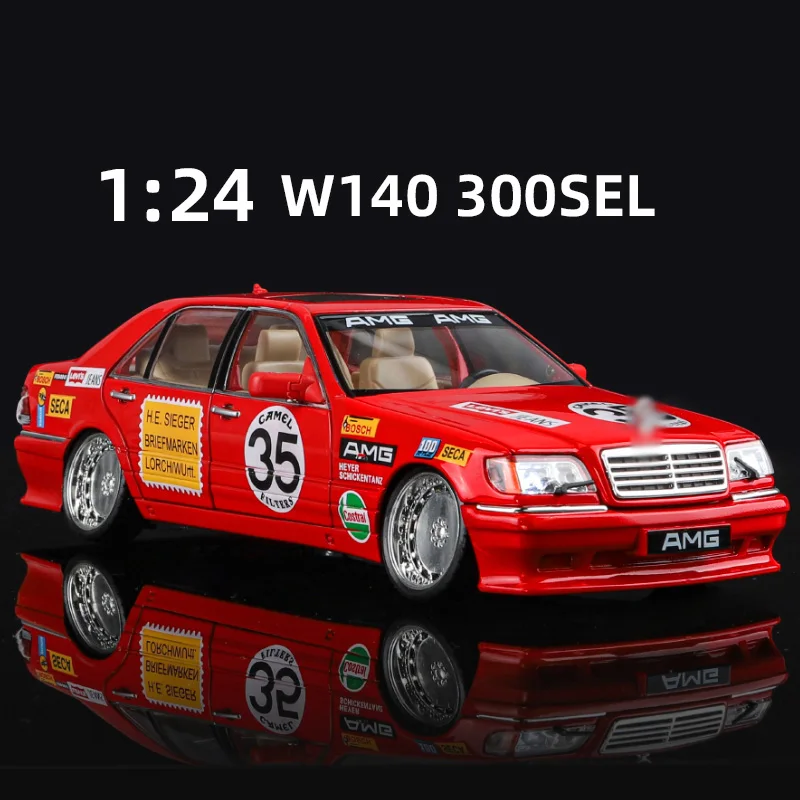 Retro Luxury Car Alloy Model 1:24 Scale 2 Retro Luxury Car Alloy Model 1:24 Scale - Image 2