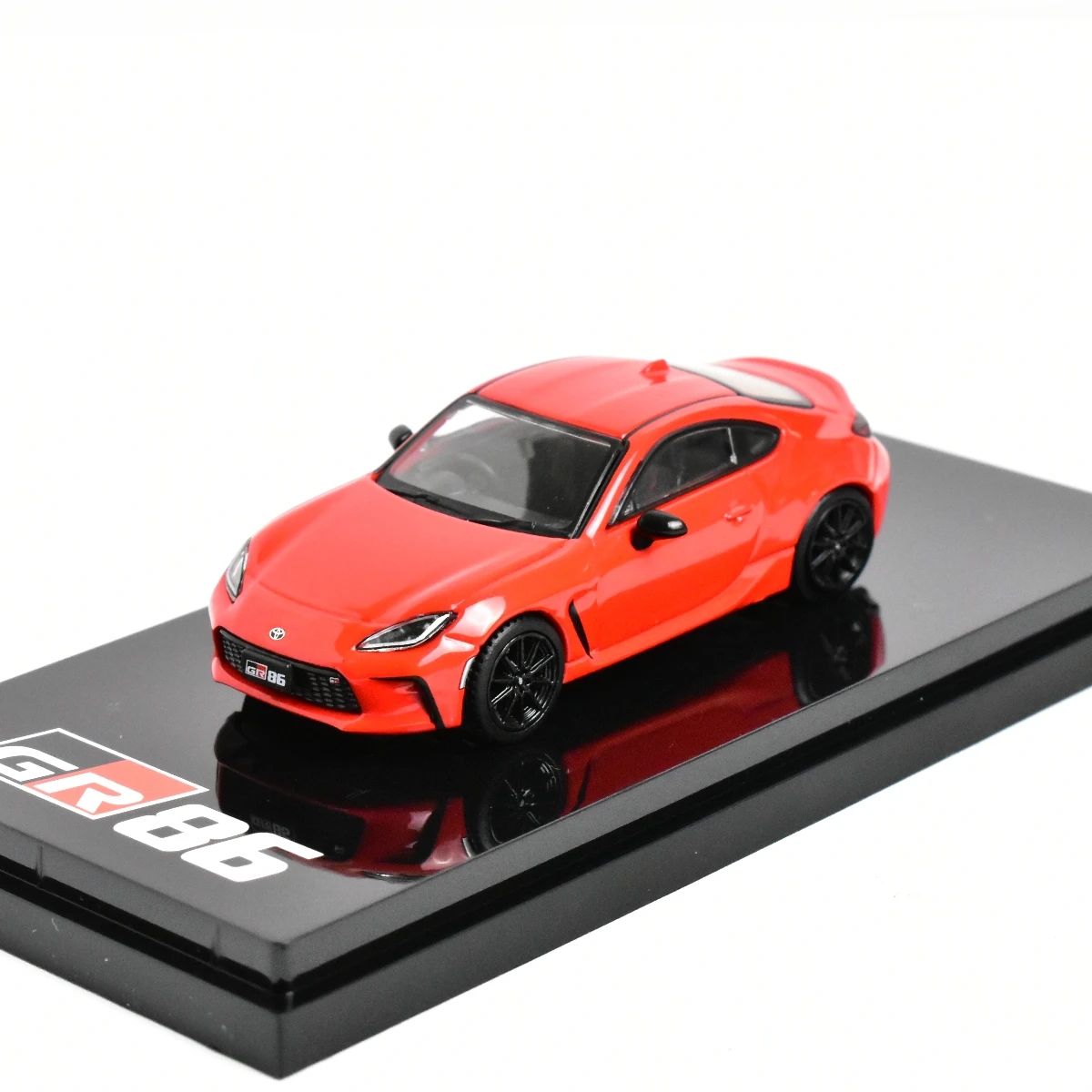 Hobby JAPAN 1:64 GR86 RZ Diecast Car Set 2 Hobby JAPAN 1:64 GR86 RZ Diecast Car Set - Image 2