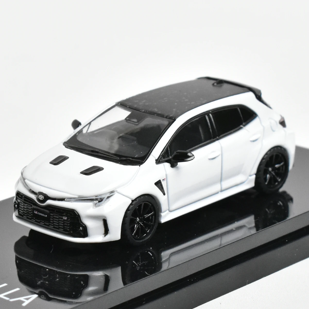 HOBBY JAPAN 1:64 GR Corolla Diecast Model 10 HOBBY JAPAN 1:64 GR Corolla Diecast Model - Image 10