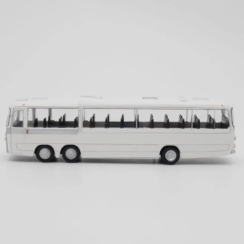 IXO 1:72 Scale British Large Bus Model 4 IXO 1:72 Scale British Large Bus Model - Image 4