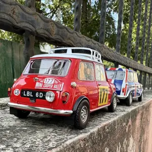 Scd69357480b440e2940da3bb35d8a37em