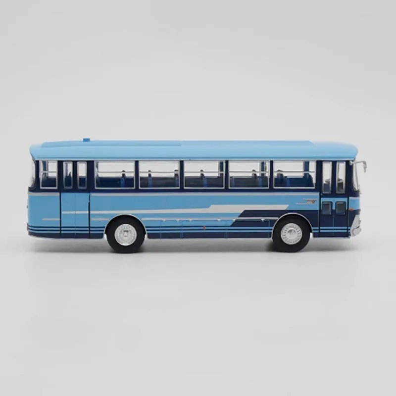 IXO 1/43 Scale 1966 Italian Bus Model 6 IXO 1/43 Scale 1966 Italian Bus Model - Image 6
