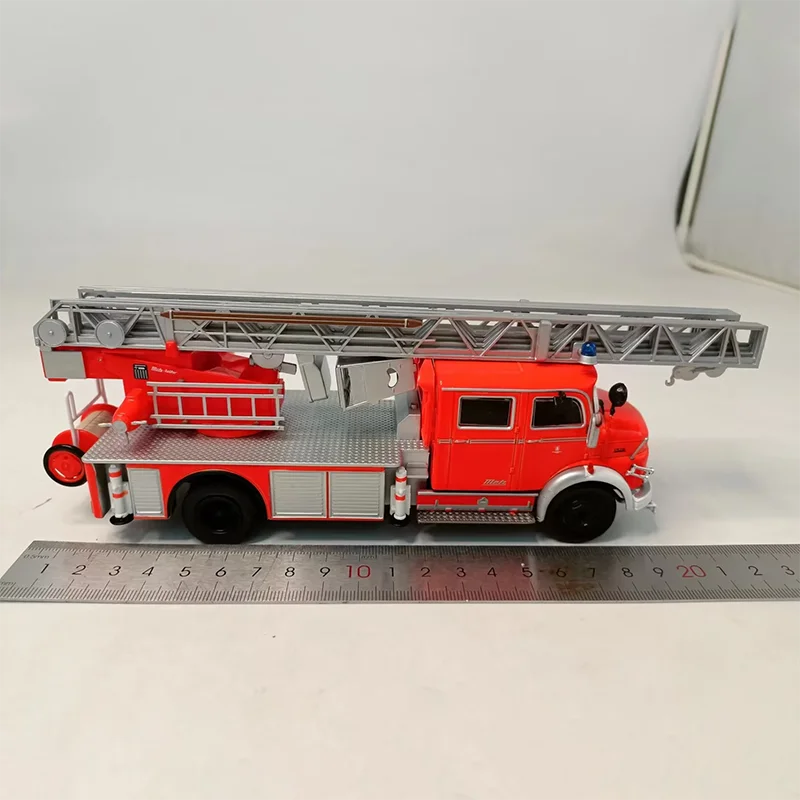 Diecast 1:43 Cloud Ladder Fire Truck Model 5 Diecast 1:43 Cloud Ladder Fire Truck Model - Image 5
