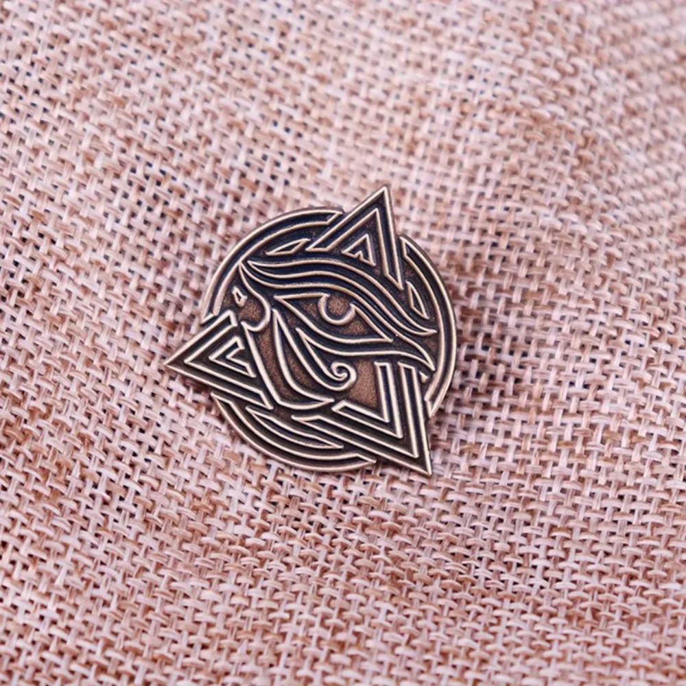 Retro Eye of Horus Brooch in Bronze 5 Retro Eye of Horus Brooch in Bronze - Image 5