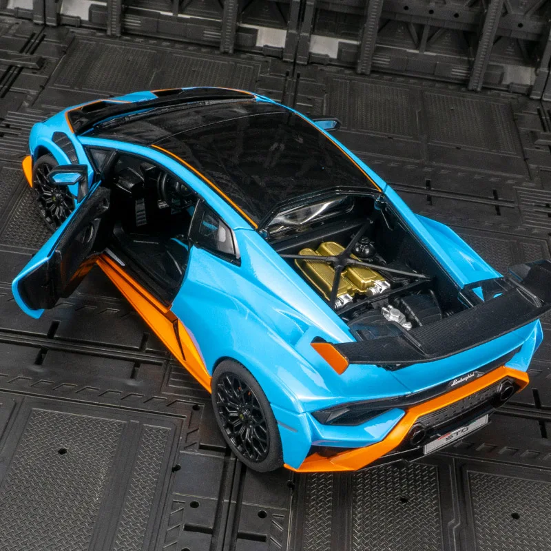 Lamborghini Huracan STO 1:18 Diecast Model 3 Lamborghini Huracan STO 1:18 Diecast Model - Image 3