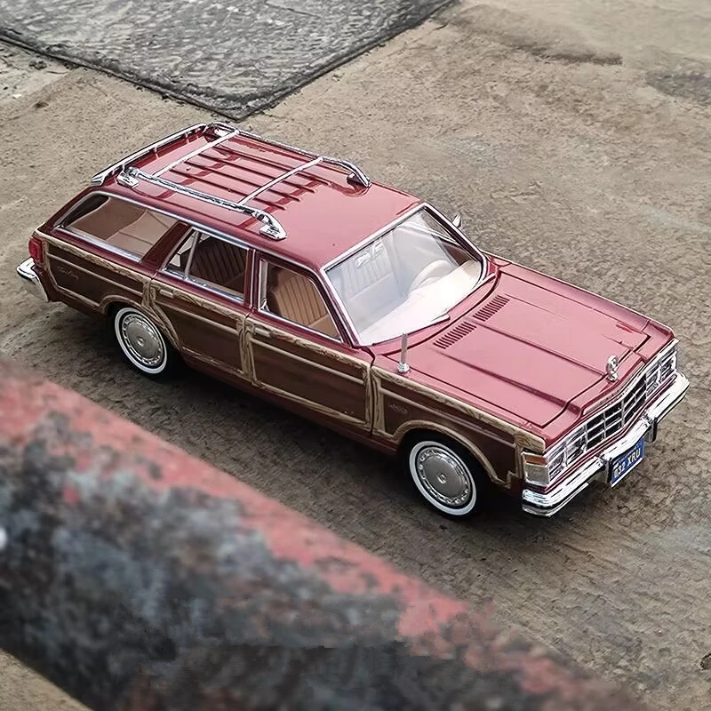 1979 Chrysler Lebaron 1:24 Scale Diecast Model 5 1979 Chrysler Lebaron 1:24 Scale Diecast Model - Image 5