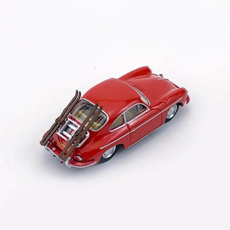 Diecast Classic Car Model 1:64 Vintage Red 2 Diecast Classic Car Model 1:64 Vintage Red - Image 2