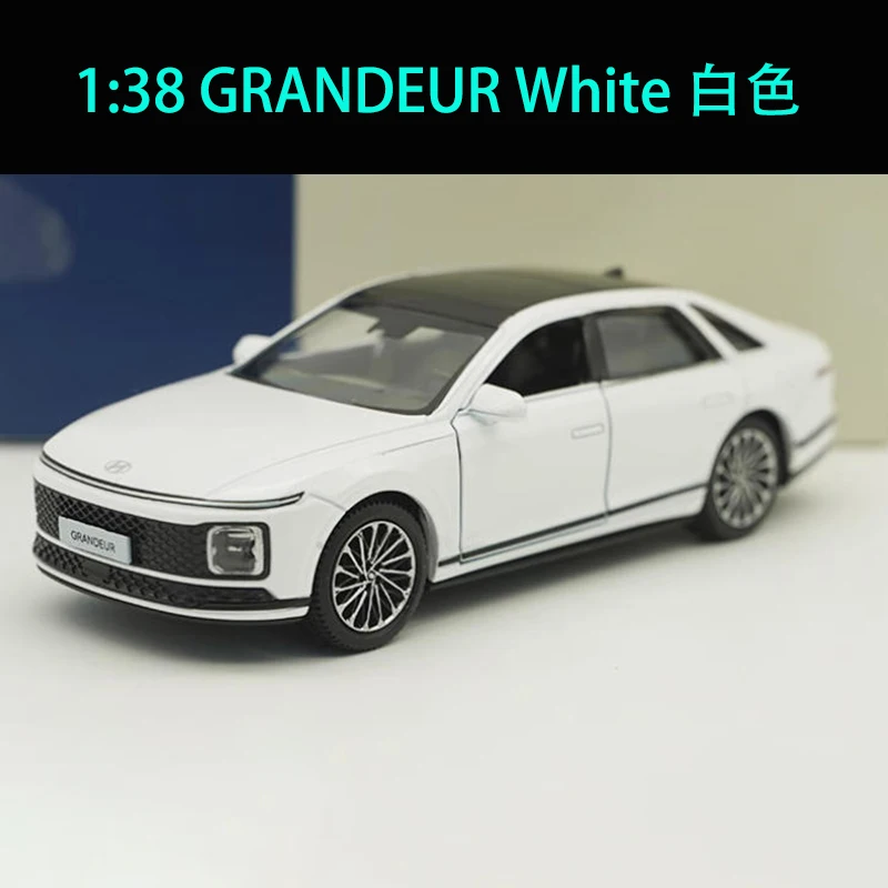 GRANDEUR 1:38 Alloy Rebound Car Model 7 GRANDEUR 1:38 Alloy Rebound Car Model - Image 7