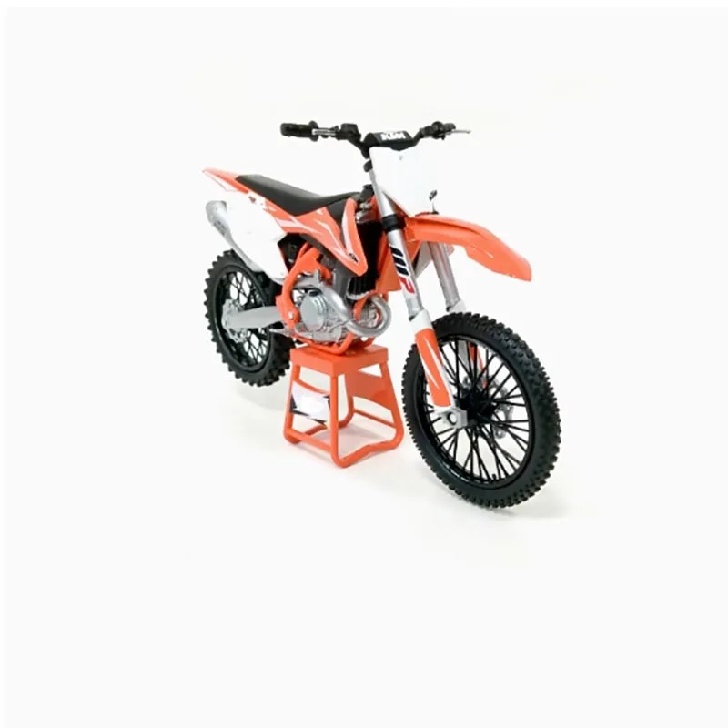 2018 FC450 SX-F 1:12 Scale Model Motorcycle 3 2018 FC450 SX-F 1:12 Scale Model Motorcycle - Image 3