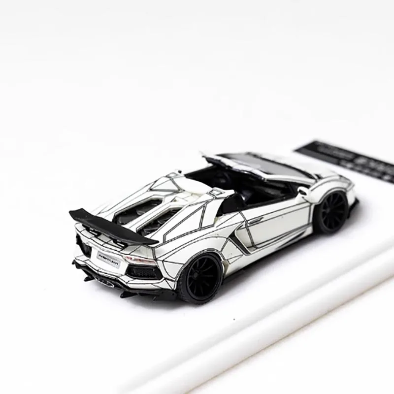 G MODEL 1:64 Resin Convertible Car Model 3 G MODEL 1:64 Resin Convertible Car Model - Image 3