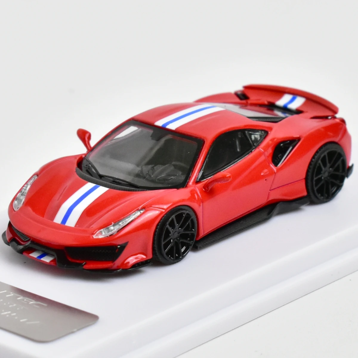 DCM 1:64 Novitec 488 Pista Diecast Model Cars 4 DCM 1:64 Novitec 488 Pista Diecast Model Cars - Image 4
