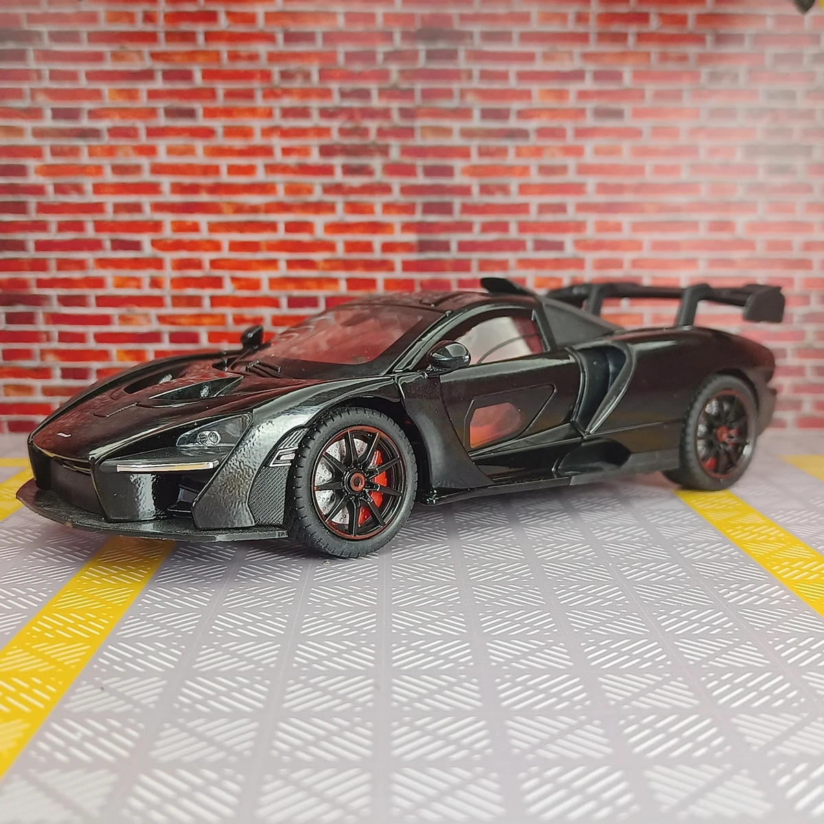 1:24 McLaren Senna Supercar Diecast Model 9 1:24 McLaren Senna Supercar Diecast Model - Image 9