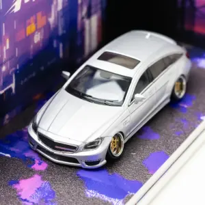 Mercedes-Benz CLS63 1:64 Diecast Model Car 26 Sdac52008e583465ca06b8f31cb1f86aeT