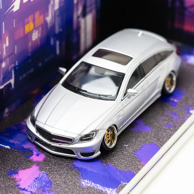 Mercedes-Benz CLS63 1:64 Diecast Model Car 11 Mercedes-Benz CLS63 1:64 Diecast Model Car - Image 11