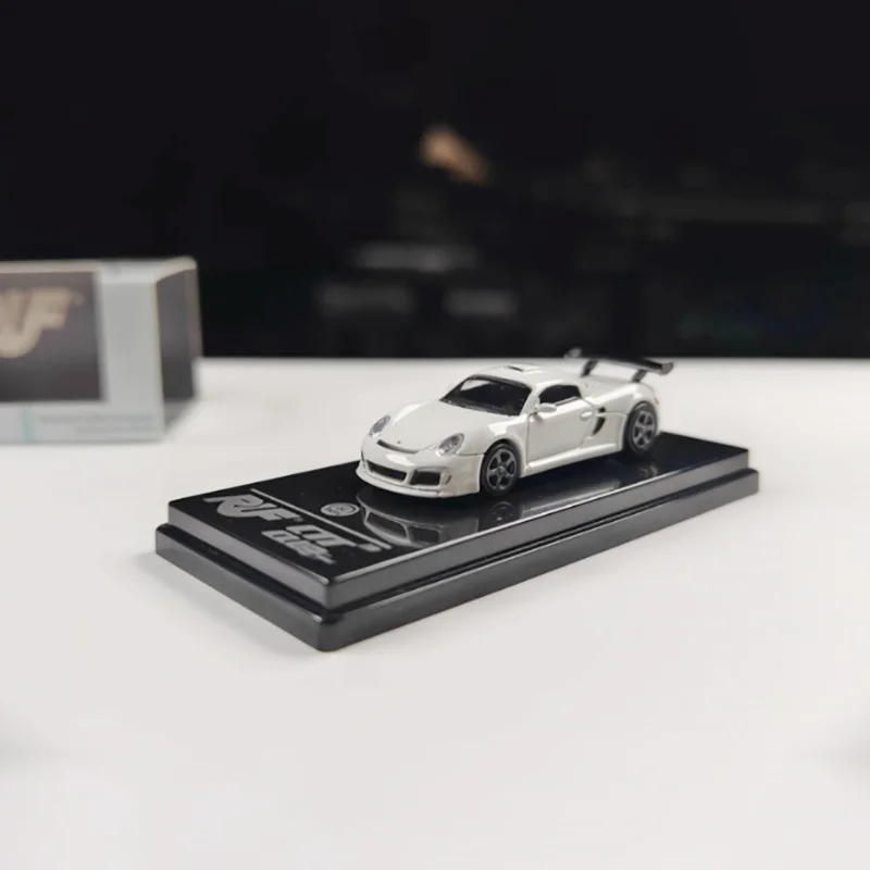 PARA 1:64 RUF CTR3 Clubsport Model Car 6 PARA 1:64 RUF CTR3 Clubsport Model Car - Image 6