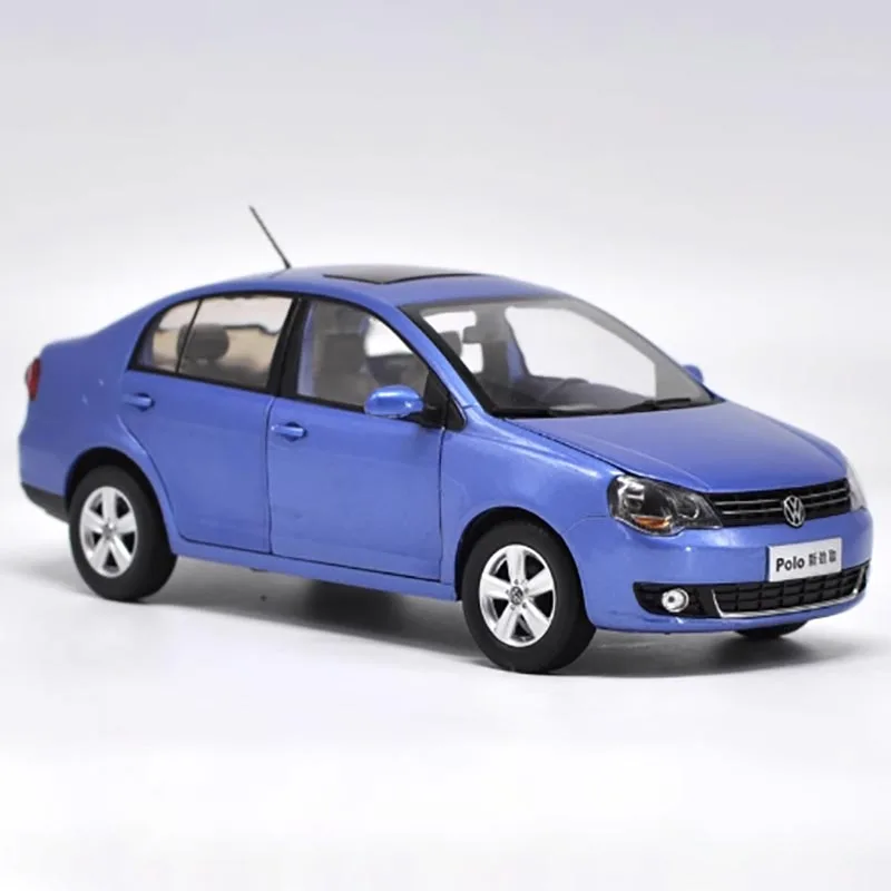 Diecast Volkswagen Polo 1:18 Model Car 3 Diecast Volkswagen Polo 1:18 Model Car - Image 3